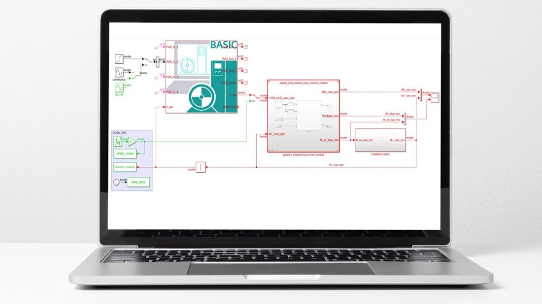 Offener Laptop mit Nutzeroberfläche der Software SINAMICS DriveSim Basic mit FMU-Datei. | © Siemens 2021. Alle Rechte vorbehalten